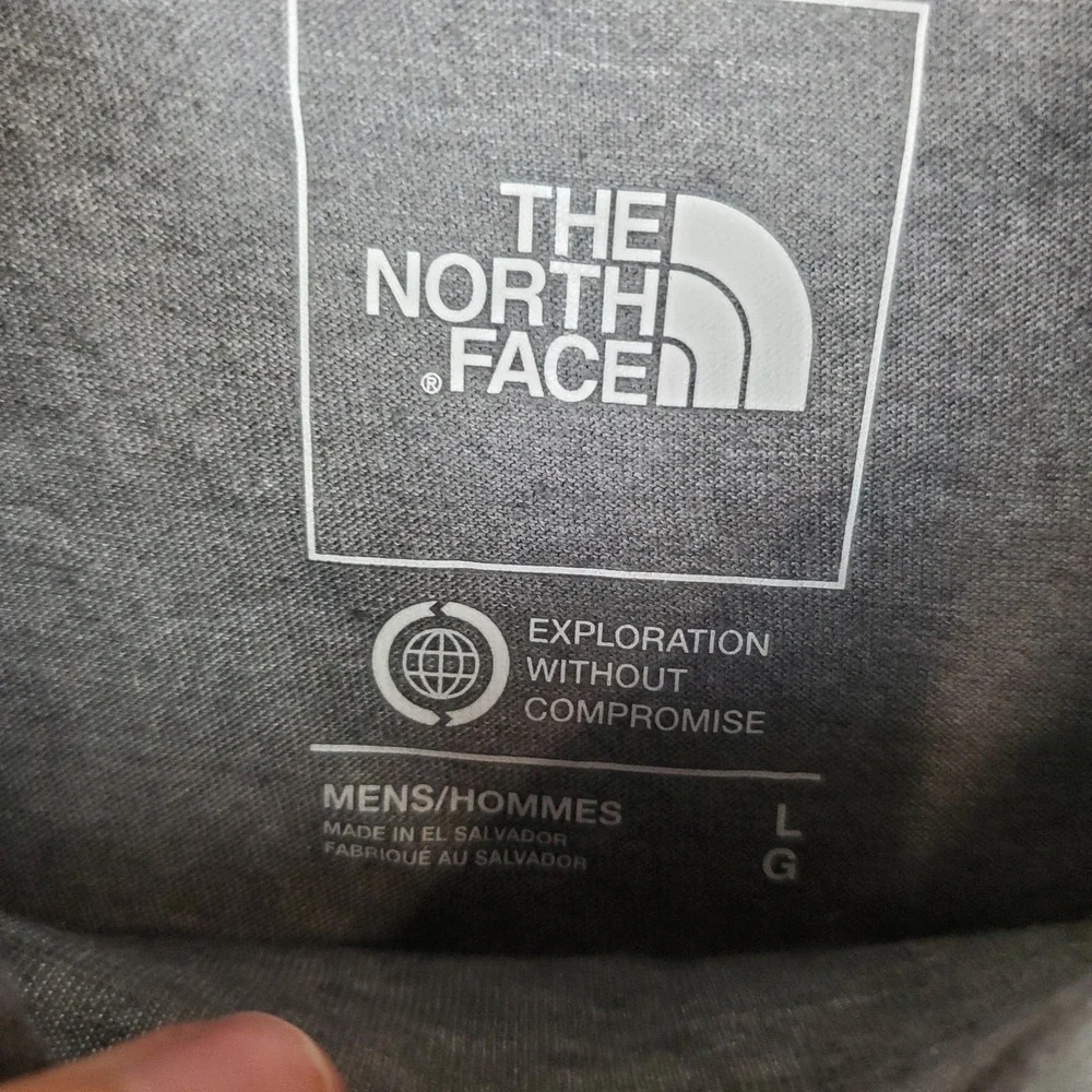 The North Face Mens Shirt Sz Large Gray Cotton Crew Neck Short Sleeve Pullover